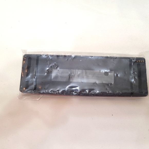 Bose Sound Link Mini II Portable Speaker - Picture 3 of 9